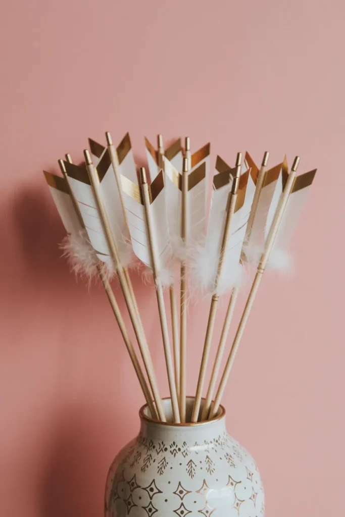 24 DIY Valentine’s Day Decor Ideas 24 23 16