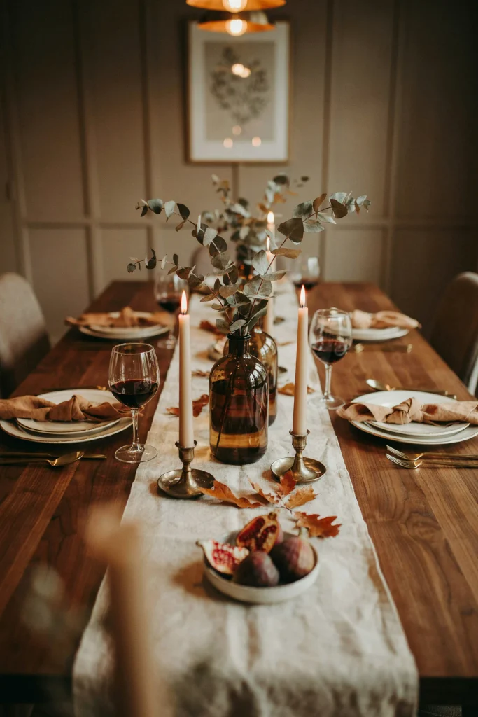 20 Fall Decorations for 2026 That Feel Truly Opulent 4 Amber Glass Centerpiece
