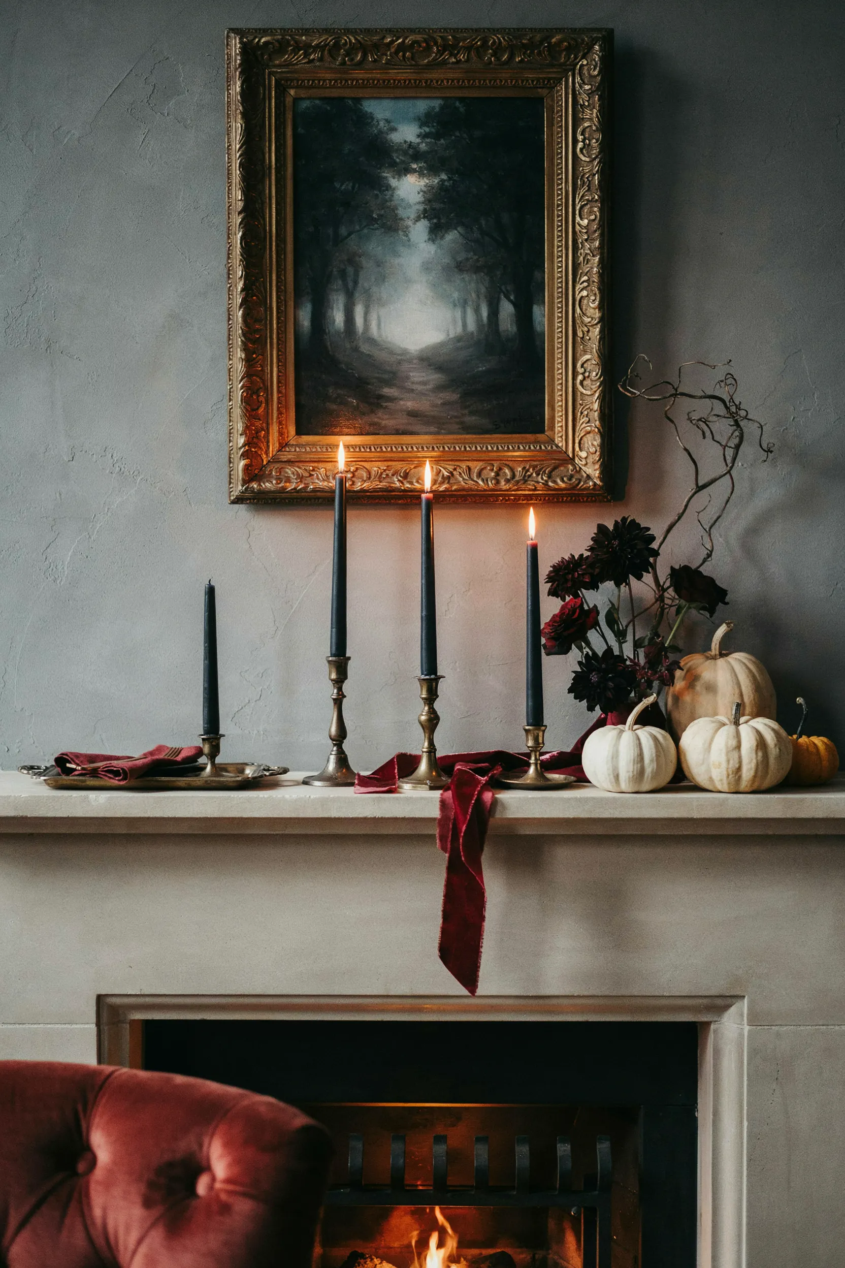 Luxe Black Mantel 1