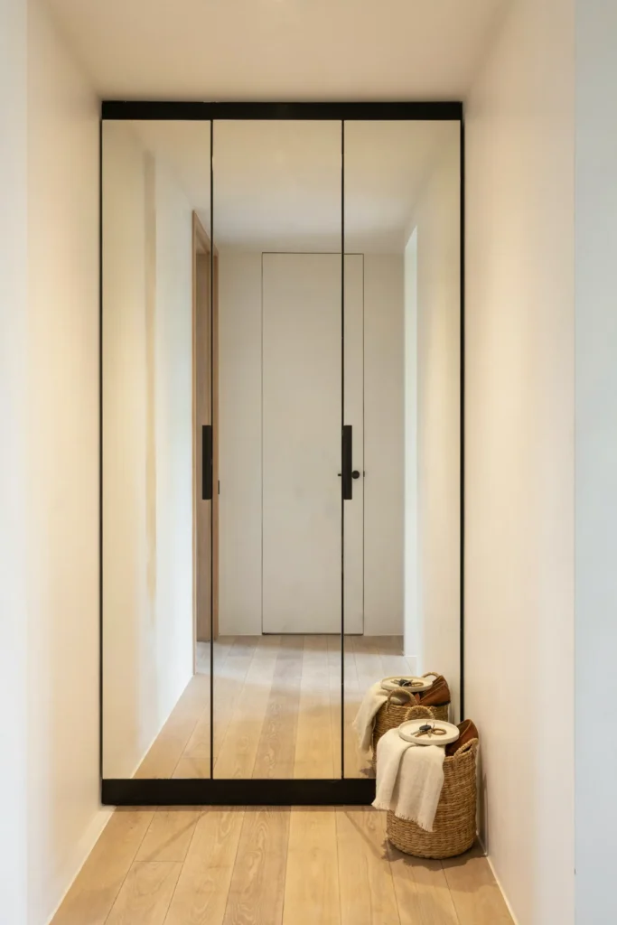 20 Small Apartment Entryway Ideas That Feel Much Bigger 13 Mirrored Closet Doors