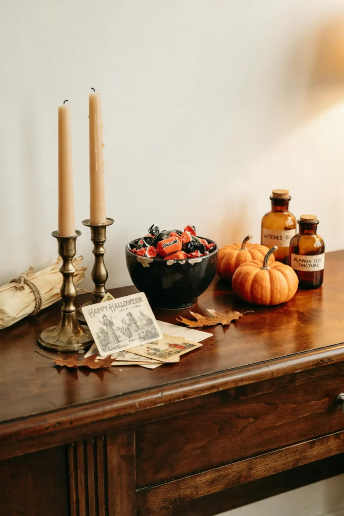 22 Vintage Halloween Decor Ideas for a Nostalgic 2026 18 Vintage Trick-or-Treat Bowl